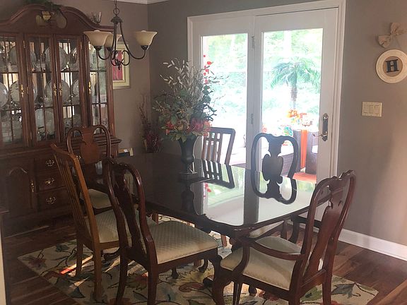 4th image of 2325 Ashford Dr
