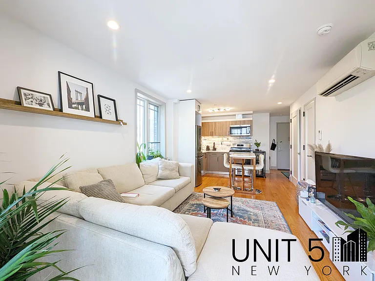 319 Graham Ave #3A — Photo 6