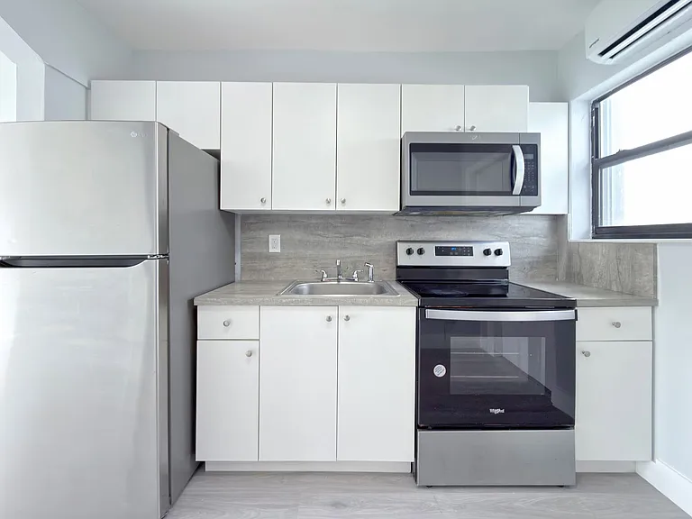 1010 Opa Locka Blvd #3 — Photo 13