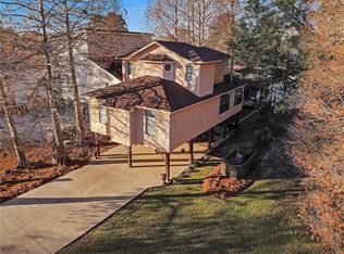 32849 Cypress Dr, Springfield, LA 70462