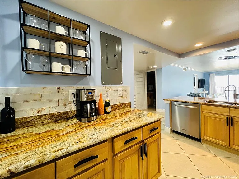 9400 S Ocean Dr #604B — Photo 6