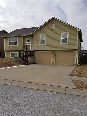1st image of 718 N Rockwell Ave