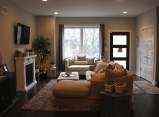 3231 W Pierce Ave, Chicago, IL 60651