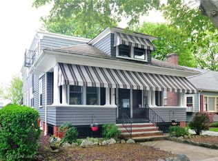 29 Enfield Ave, Providence, RI 02908