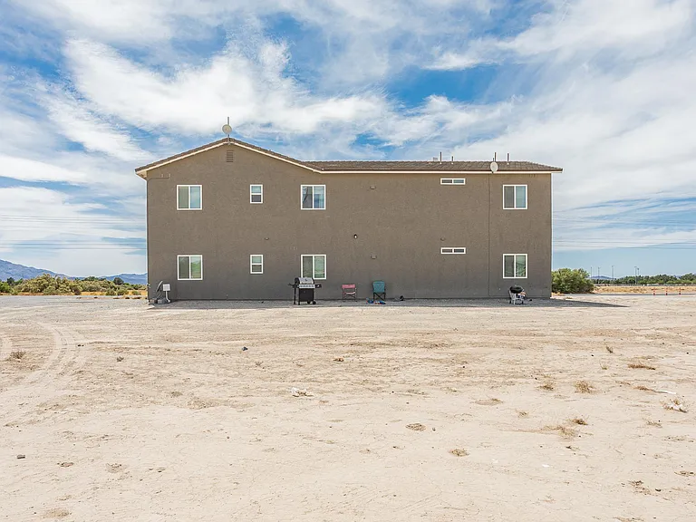 1741 S Dandelion St #2 — Photo 38