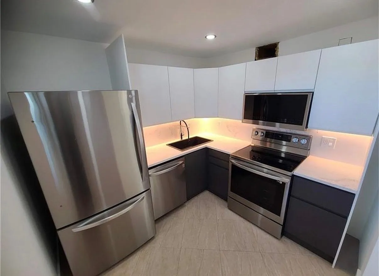 1 bed, 1.5 bath, 650 sqft, $2,500 — Photo 4