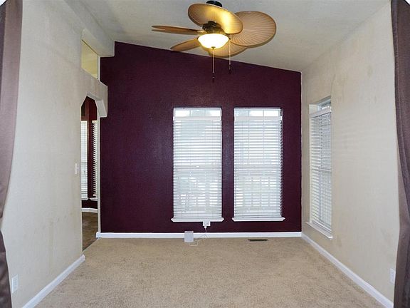 5th image of 1220 Vienna Dr Space 569