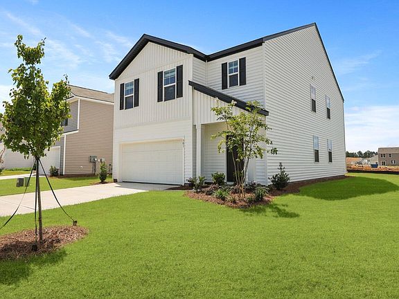 3rd image of 301 Watersglen Dr