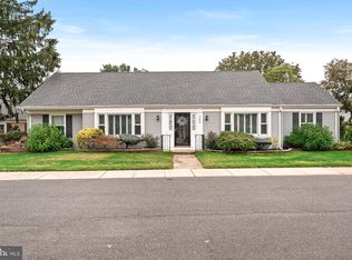 546 B Springfield Ln, Monroe Township, NJ 08831