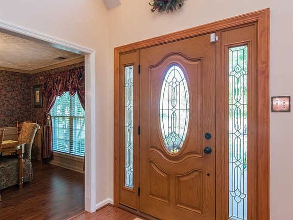 4th image of 1008 Culzean Ct
