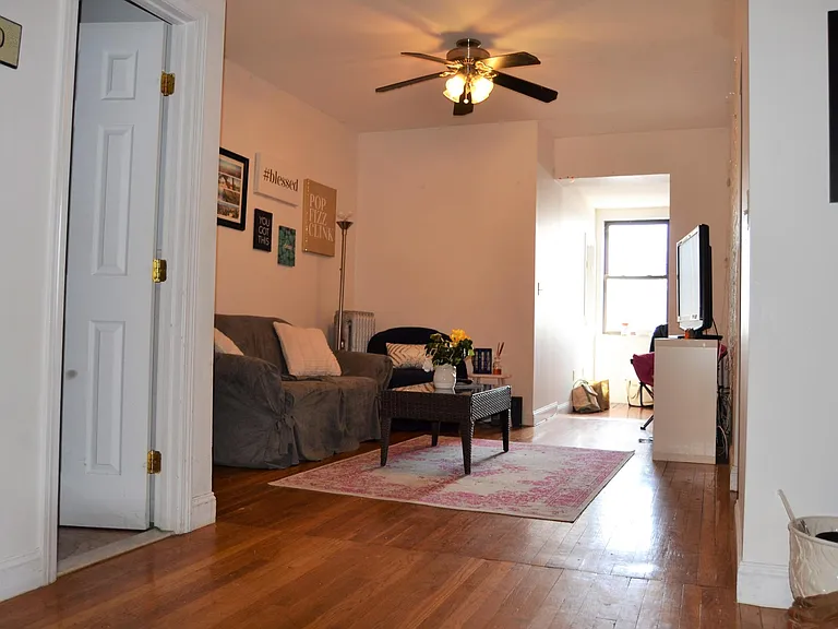 37 Egremont Rd #4 — Photo 1