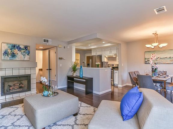 3rd image of 1908 Vista Cay #3
