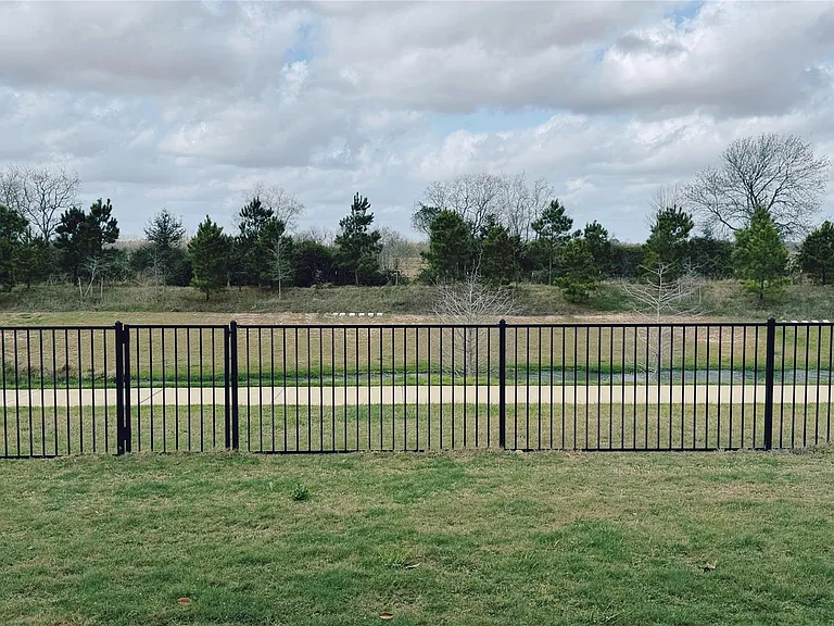 5918 Emerald Ranch Ln — Photo 25
