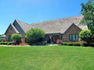 1219 Loyola Dr, Libertyville, IL