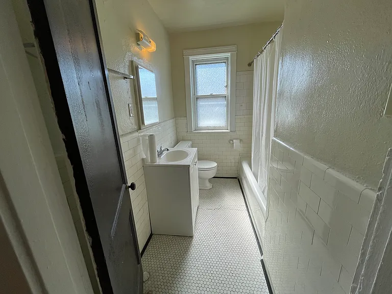 6630 Clemens Ave #1 — Photo 5