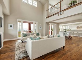 136 Loch Lomond Dr, San Rafael, CA 94901