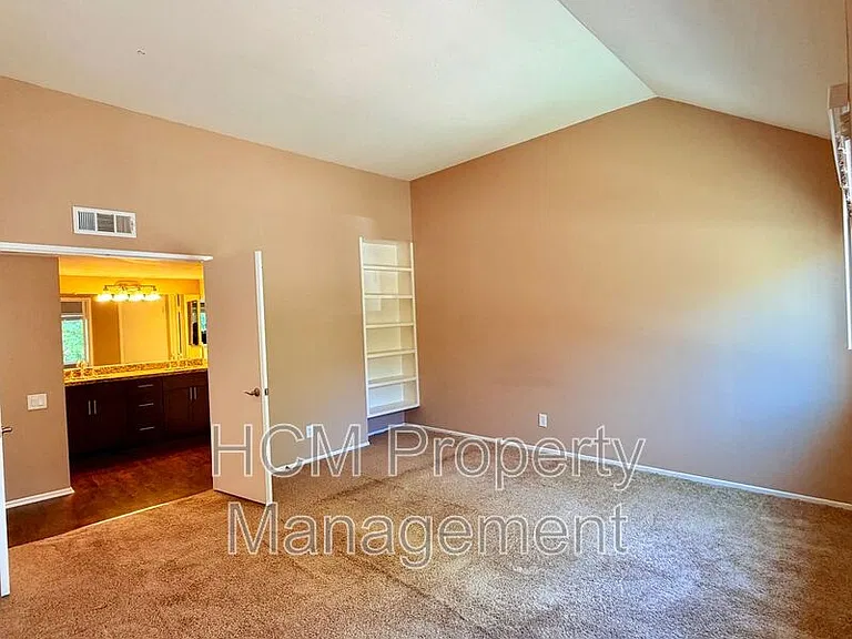 25761 Le Parc #12 — Photo 10