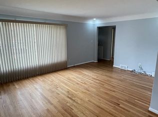 23701 Coyle Ave, Oak Park, MI 48237