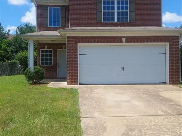 52 Fairfield Dr, Phenix City, AL 36869