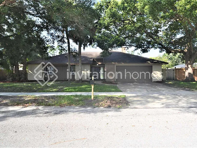644 Deer Run Ct — Photo 1