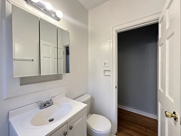 1369 W Estes Ave #J-1 — Photo 19