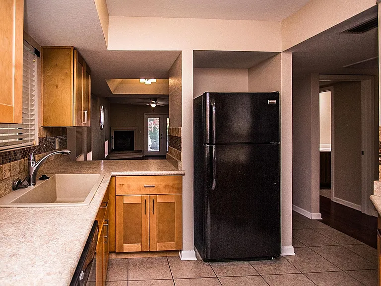 7755 E Thomas Rd #18 — Photo 6