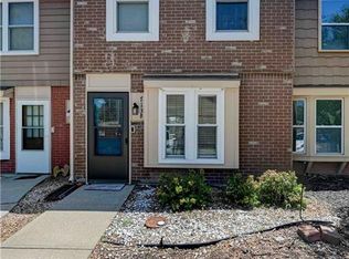 713 SW Liggett Rd APT B, Blue Springs, MO 64015