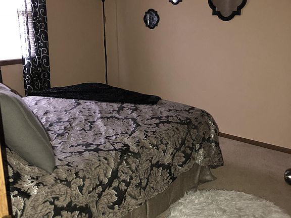 3rd image of 5617 London Dr