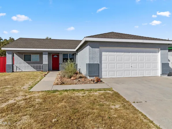 1049 Barrington Ave, Rosamond, CA 93560