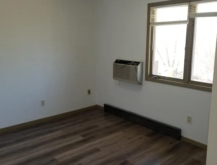 1112 Oakview Dr #6 — Photo 11