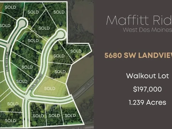 5680 SW Landview Dr, West Des Moines, IA 50265