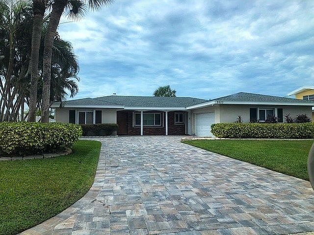 1st image of 2623 W Bay Isle Dr SE