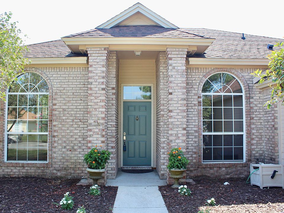 1st image of 12372 Casheros Cove Dr S
