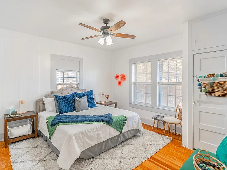 475 E French Pl — Photo 20
