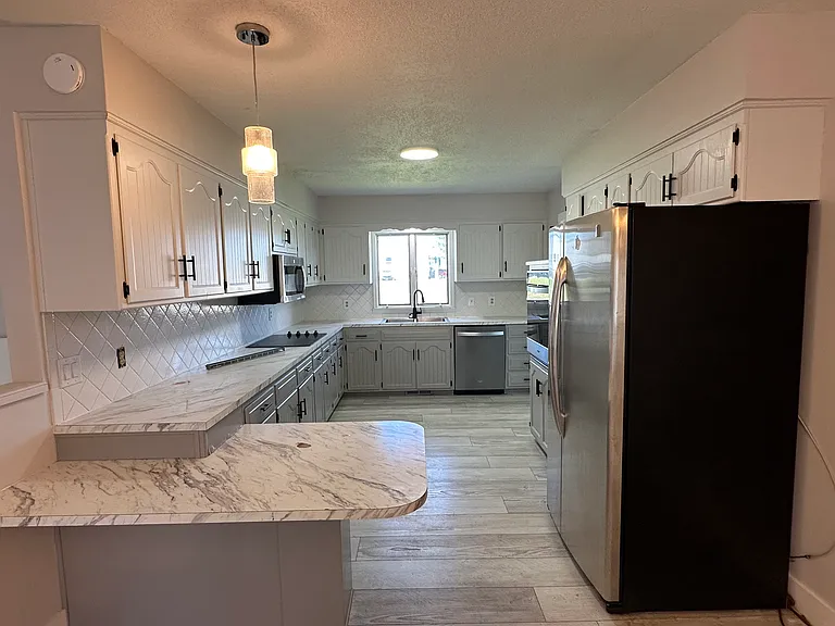 2110 State Highway 14 E — Photo 4