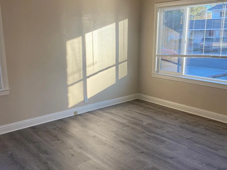 1537 Keesling Ave — Photo 13