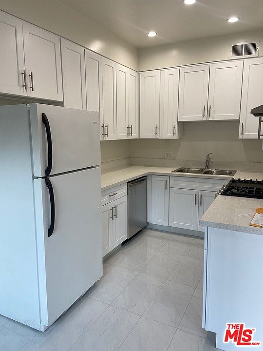 2nd image of 12849 Bloomfield St APT 4