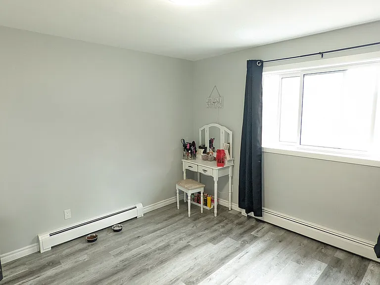 34 Carleton St S — Photo 19
