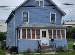 10 Chase St, Auburn, NY 13021