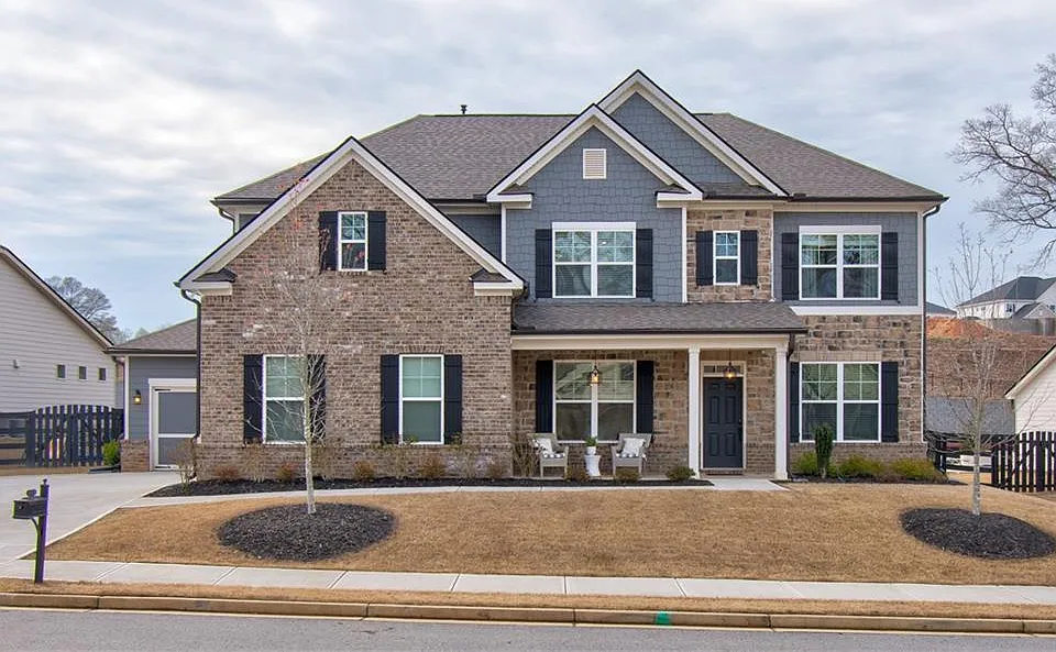 409 Carmichael Cir