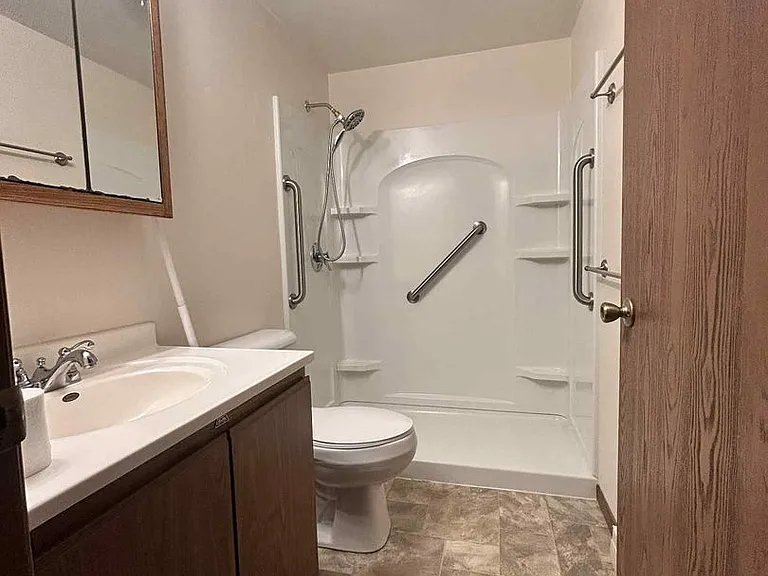 1258 Harrison St — Photo 9