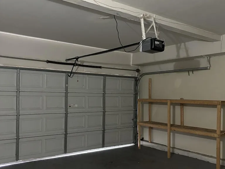 3902 Hidden Grove Ln — Photo 9
