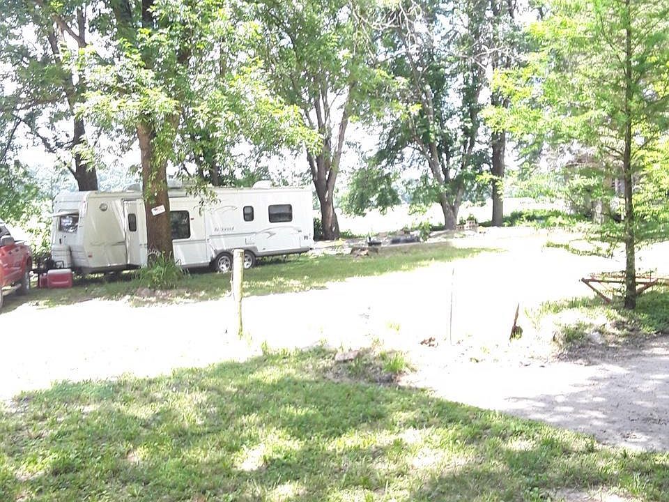 1st image of 217 Lori Ln