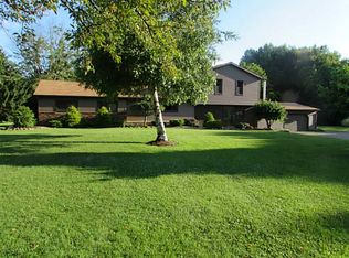 302 Baker Hill Rd, Fredonia, PA 16124