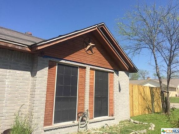 2nd image of 918 Westpoint Dr