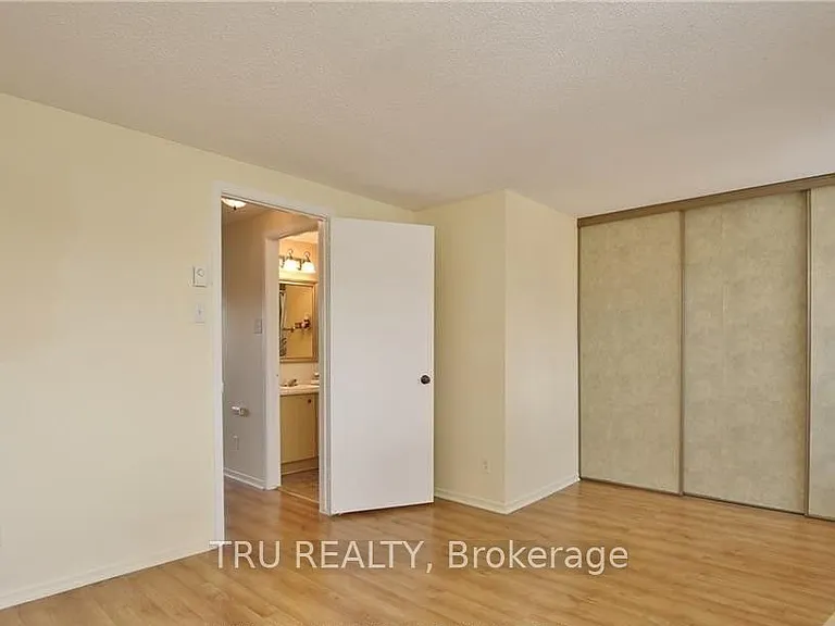 302 Craig Henry Dr #B — Photo 10