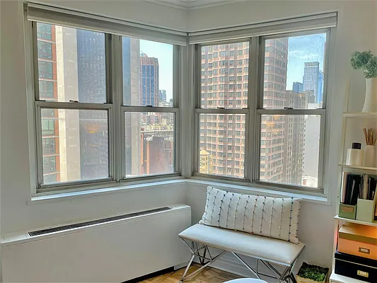 Rented by Compass | media 16