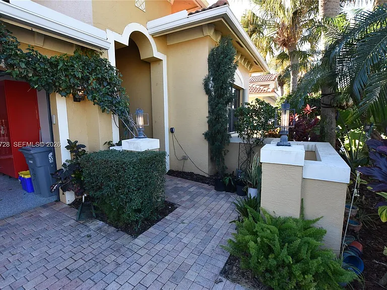 10086 Noceto Way — Photo 9