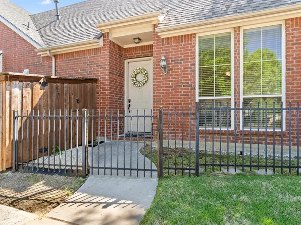 2476 Deer Run, Lewisville, TX 75067