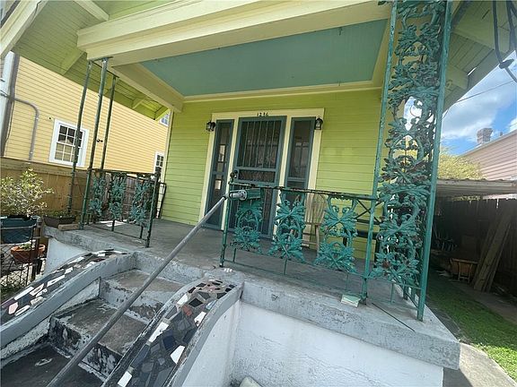 2nd image of 1236 Louisa St